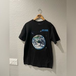 Vintage Crew Member Spaceship Earth SS Shirt Size Medium‎